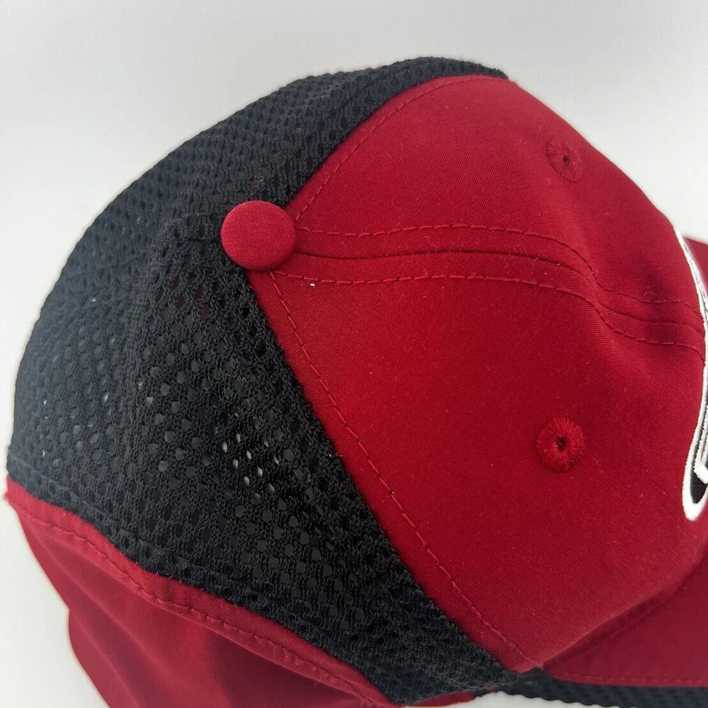 PING Golf Performance Mesh Hat Red Black Breathable Golf Cap OSFM